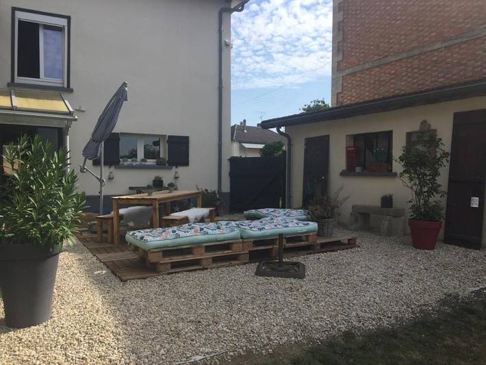 Chambre d’hôte pour 3 personnes, avec Terrasse et Jardin