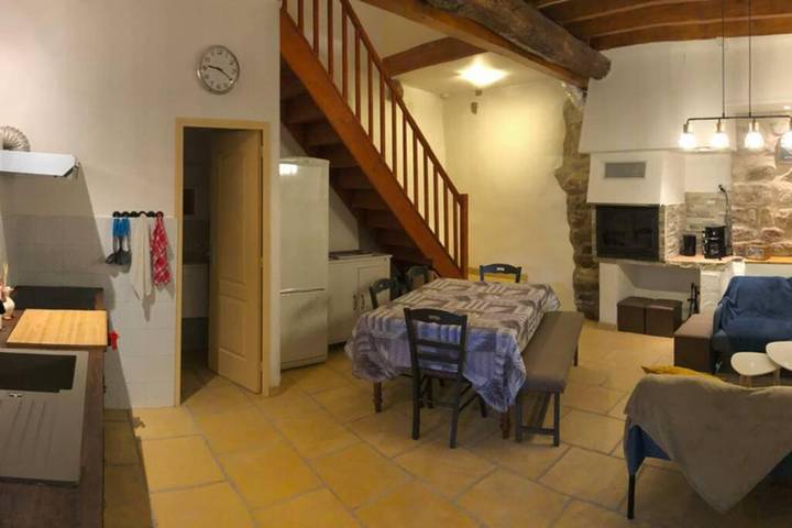 Location de vacances pour 4 personnes, avec vue et terrasse à Villefranche-de-Conflent - 4