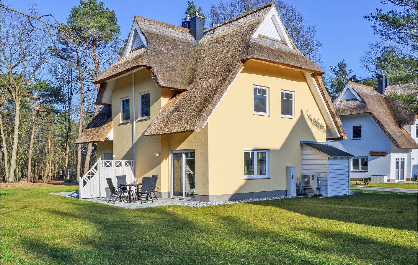 Sonniger Rückzugsort am Meer mit nahegelegenen Restaurants und Zugang zum Stadtzentrum in Zirchow, Usedom