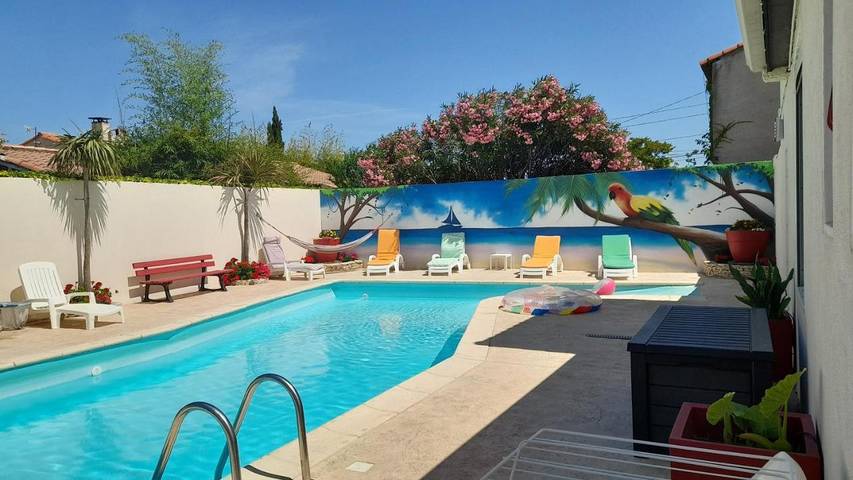 Chambre d’hôte pour 3 personnes, avec vue ainsi que jardin et piscine, adapté aux familles à Cazouls-lès-Béziers - 3