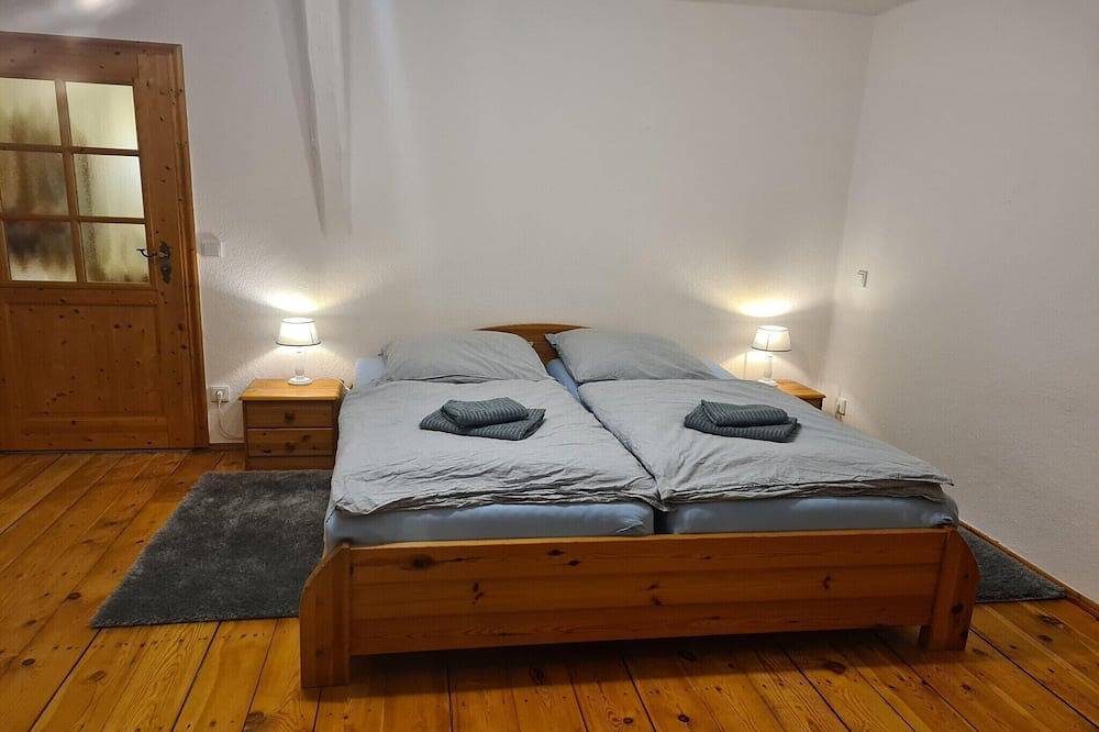 Ganze Wohnung, Rückzugsort mit Garten und Familienausstattung in Krusenhagen, Neuburg