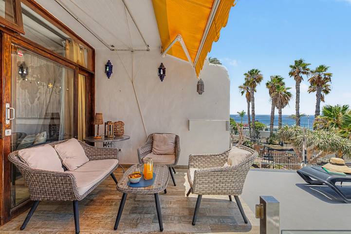 Ganze Wohnung, Ferienwohnung 'Casa Sherazad' mit Meerblick, privater Terrasse und WLAN in Puerto del Carmen, Tías