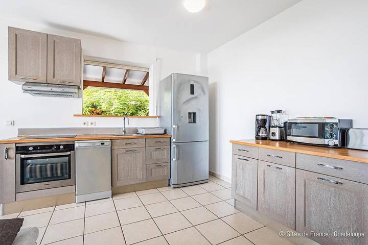 Location de vacances pour 8 personnes, avec vue ainsi que piscine et jardin dans Plage de Ferry - 4