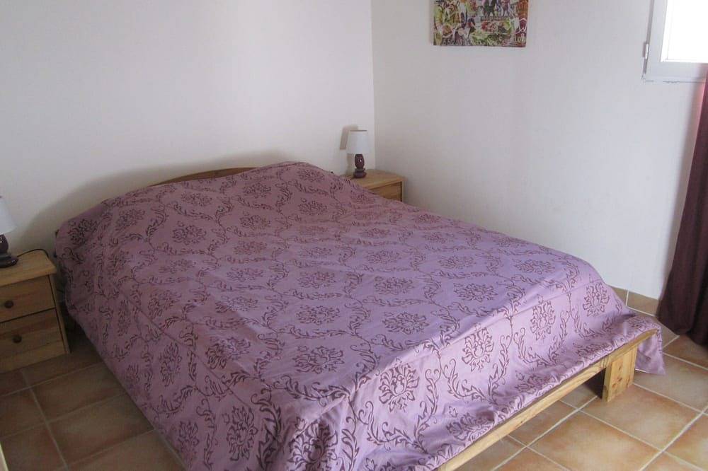 Apartamento entero, ------ Gite Bas ------ in Codognan, Region de Nimes