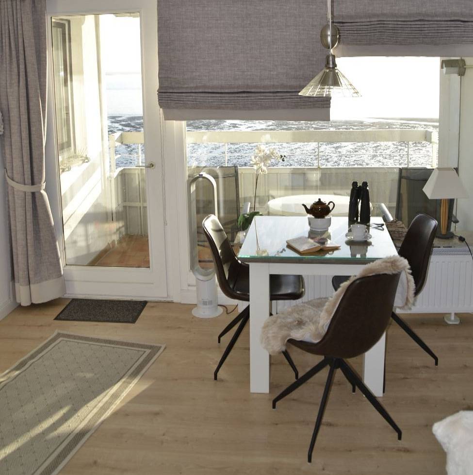 Ganze Ferienwohnung, Hochhaus - Appartement Kuk mit Meeresblick - 2-Raum-Appartement Kuk in Büsum, Dithmarschen