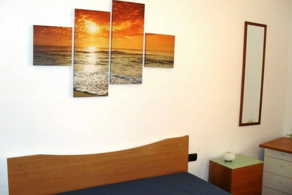 Apartamento entero, Pequeño Apartamento En El Centro 300 Mt Del Puerto Y Estación De Autobuses con Wifi in Trapani, Provincia de Trapani