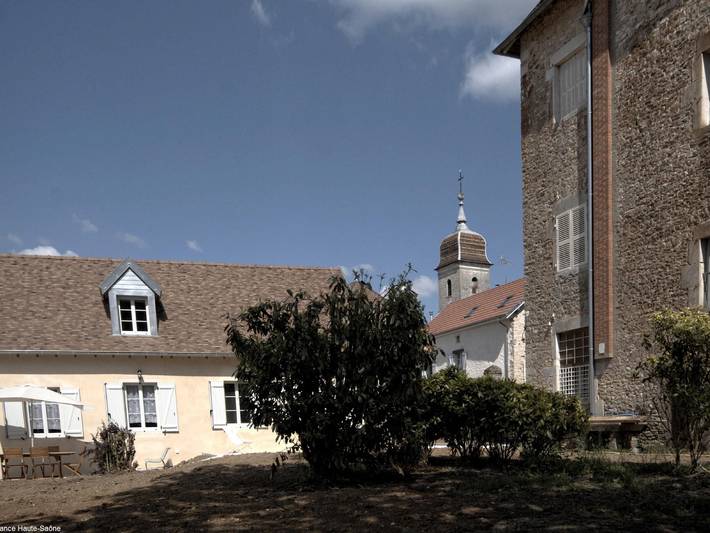 Gîte pour 4 personnes, avec jardin dans Montagney