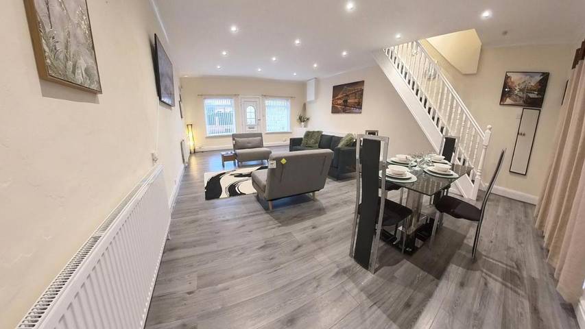 Apartamento de vacaciones para 7 personas, con jardín y vistas - 1