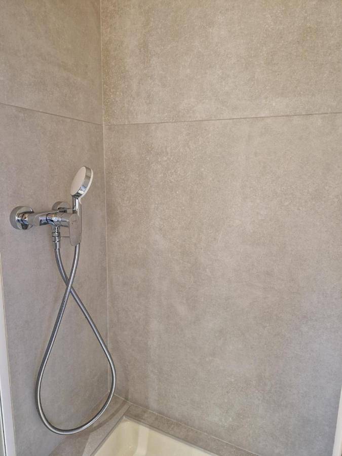 Gîte pour 2 personnes, avec jardin et terrasse à Coubisou - 4