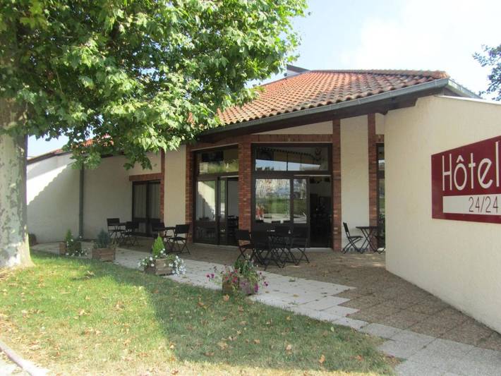 Hôtel pour 4 personnes, avec jardin, animaux acceptés à Saint-Éloy-les-Mines - 2