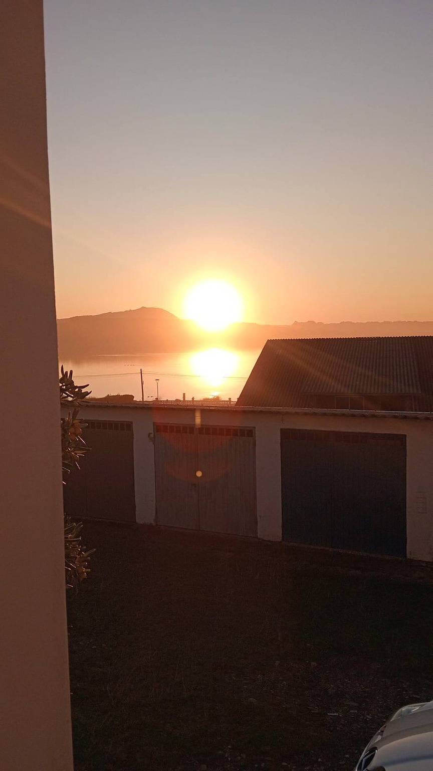 Ganze Wohnung, Terrasse und einzigartige Sonnenuntergänge in Valdoviño, Costa de Galicia