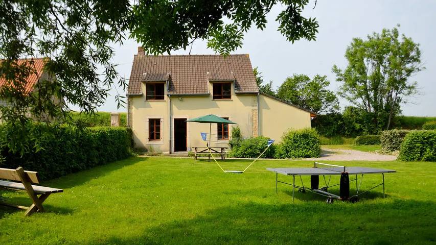 Location de vacances pour 6 personnes, avec jardin à Wierre-Effroy