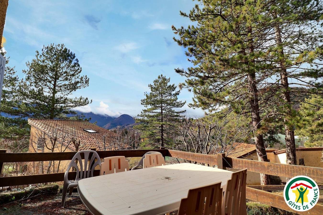 Appart 6 in Montbrun-les-Bains, Región de Nyons