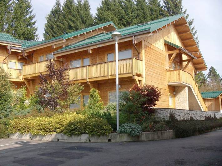 Hôtel pour 3 personnes, avec Balcon et Terrasse ainsi que Jardin et Vue dans Camporovere