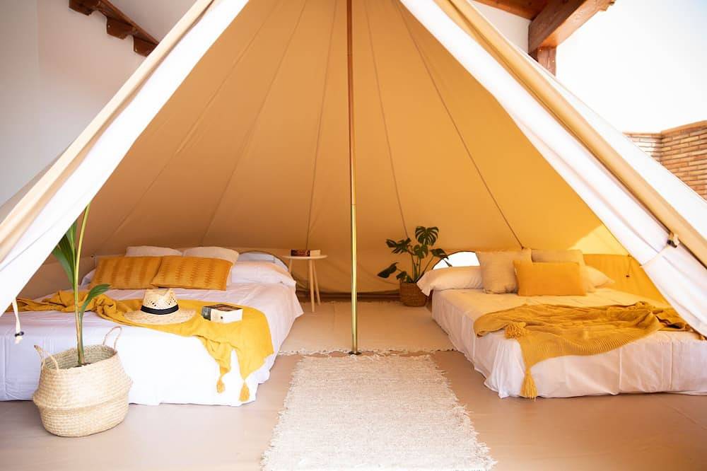 Glamping near the beach in Rincón de la Victoria in Benalgabón, Rincón de la Victoria