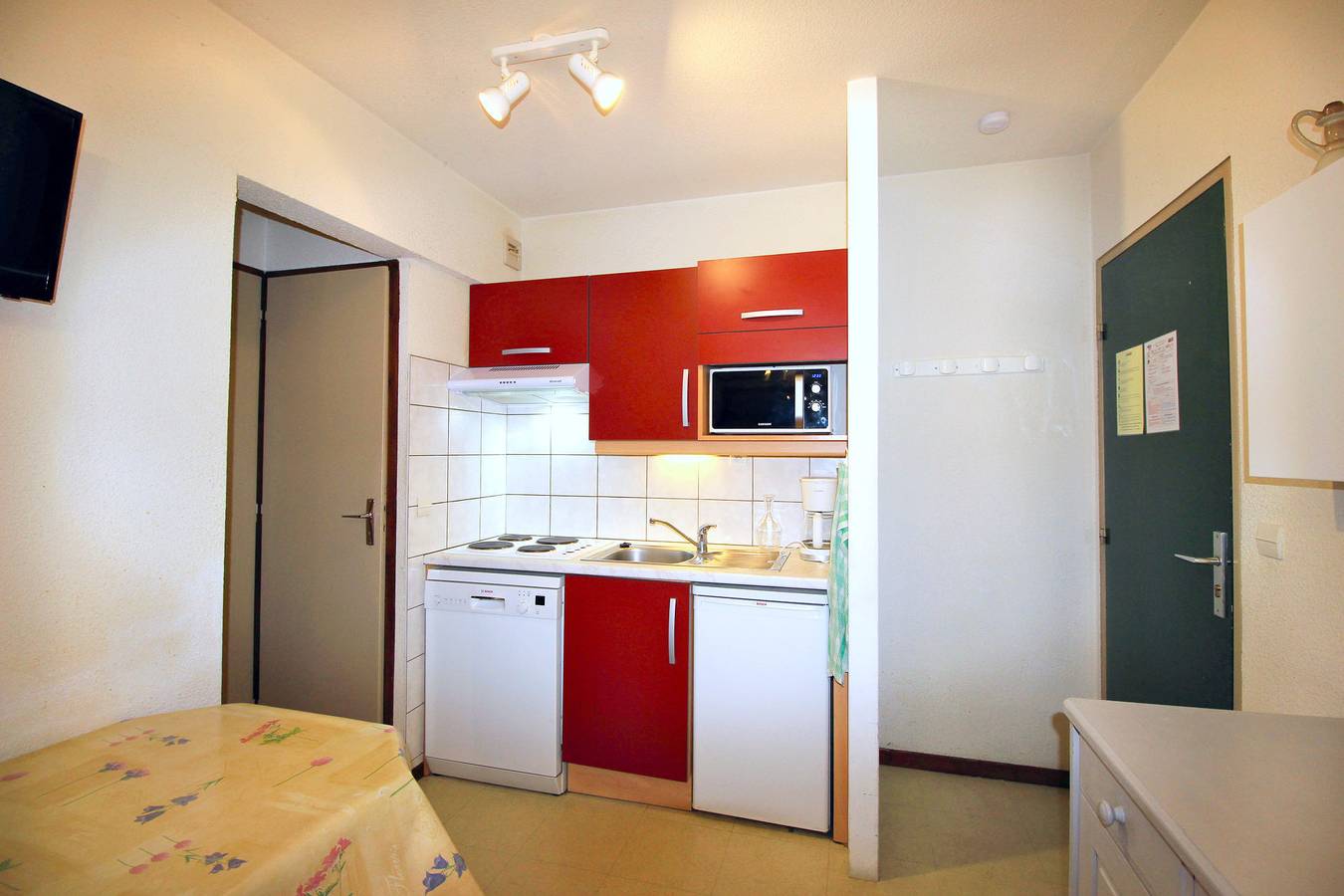 Apartamento vacacional entero, Nice and quiet flat on the edge of the forest - Ca25Fb in La Norma, Villarodin-Bourget