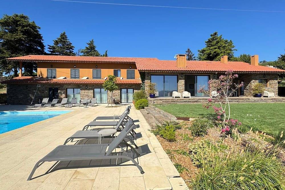 Casa vacanza a Baixo Corgo a partire da 1362€ a notte