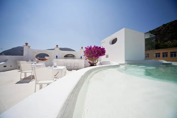 Hotel per 2 persone, con terrazza e piscina - 1
