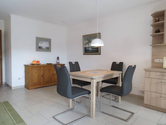 Ganze Wohnung, Strandnahes, gemütliches Zweiraum-Appartement in Badestrand Büsumer Deichhausen, Büsumer Deichhausen