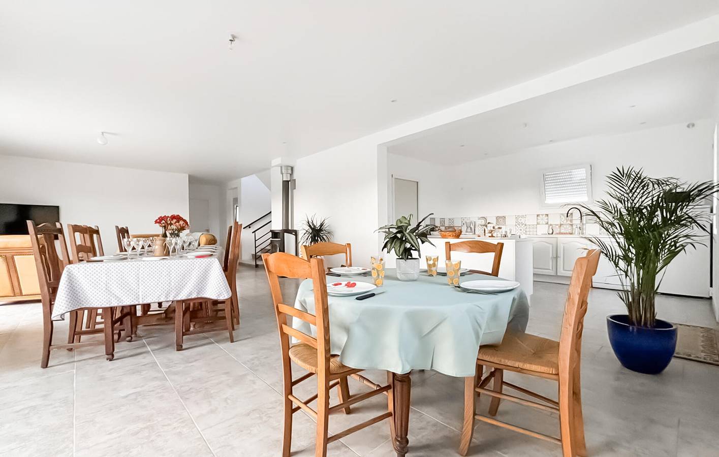 Gemütliche Wohnung mit TV, Parkplatz, Garten & Terrasse - 2,5km nach Buléon in Guégon, Pontivy und Umgebung