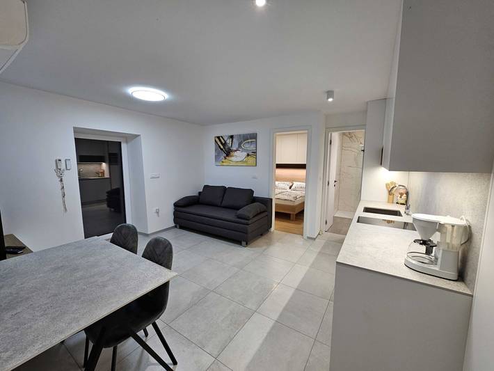 Vacation rental for 4 people, with terrace, kid friendly in Izola