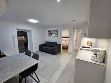 Gîte pour 4 personnes, avec terrasse, adapté aux familles à Izola