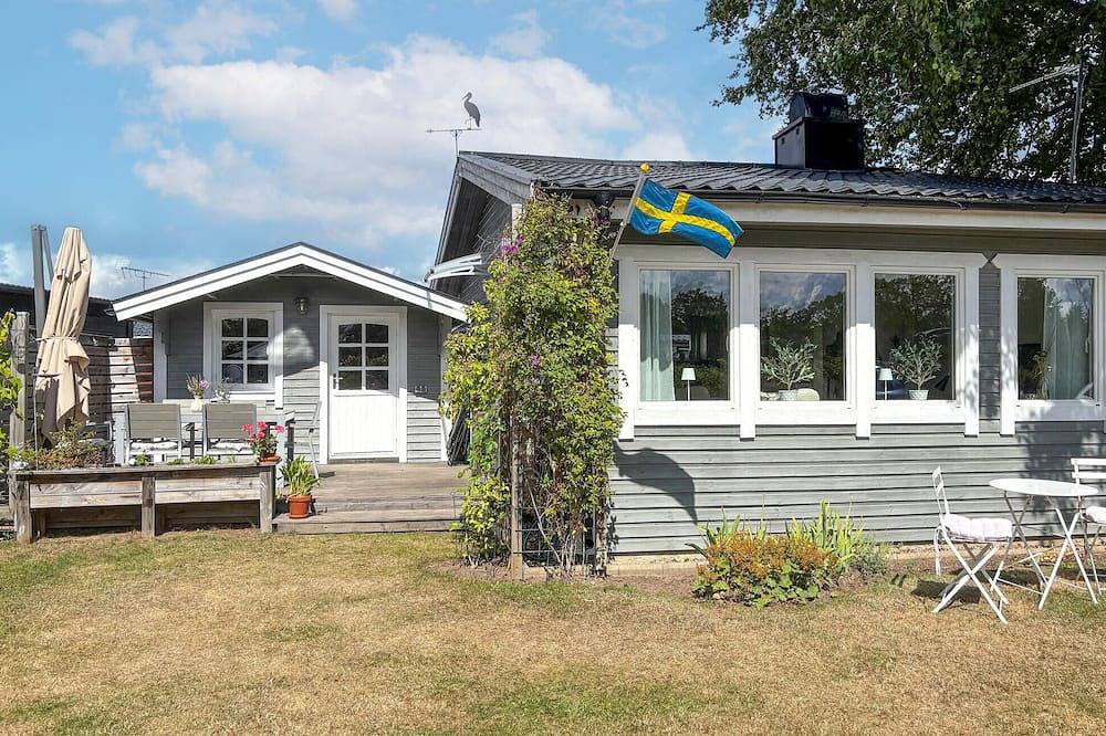 2 bedroom amazing home in Ljungby in Ljungby, Bolmen
