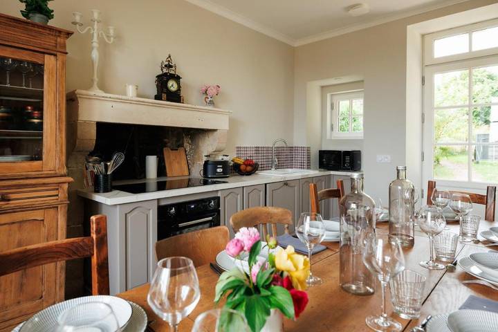 Location de vacances pour 10 personnes, avec jardin à Montournais - 4