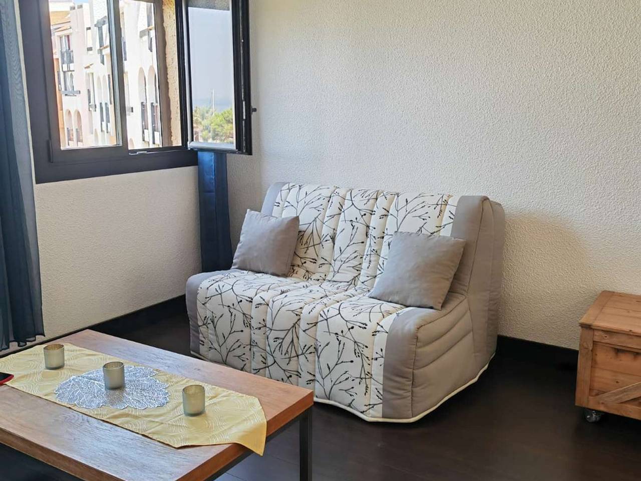 Entire apartment, Air-conditioned apartment - relaxing setting in Le Barcarès, Côte d'Améthyste