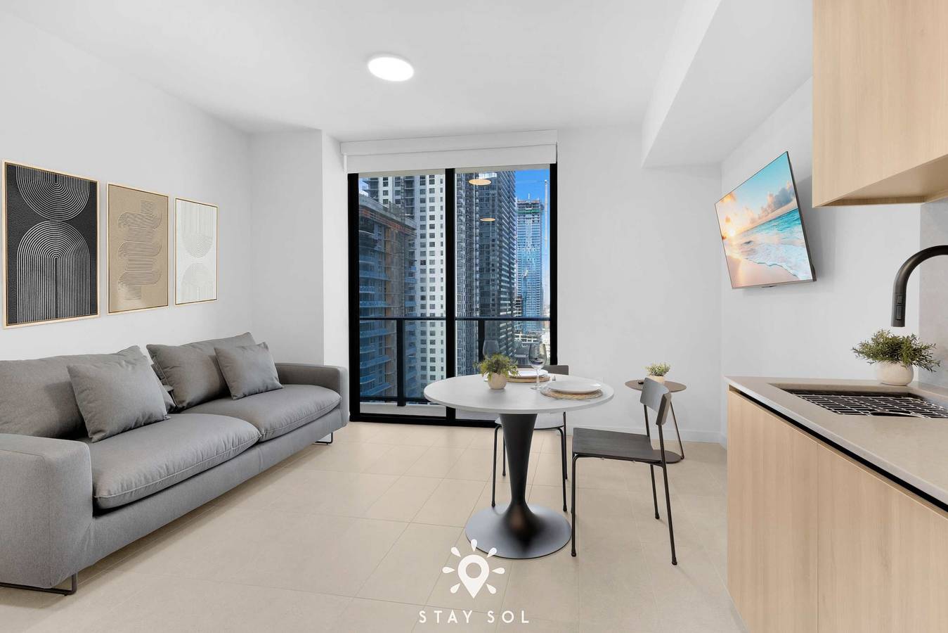 Apartamento inteiro, High-Rise Studio and Skyline Pool in Dt Miami in Miami, Flórida