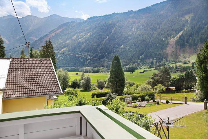 Ferienwohnung "Flying Hirsch" in den Molltaler Appartements mit Bergblick, Balkon & Wlan in Hohe Tauern, Stall