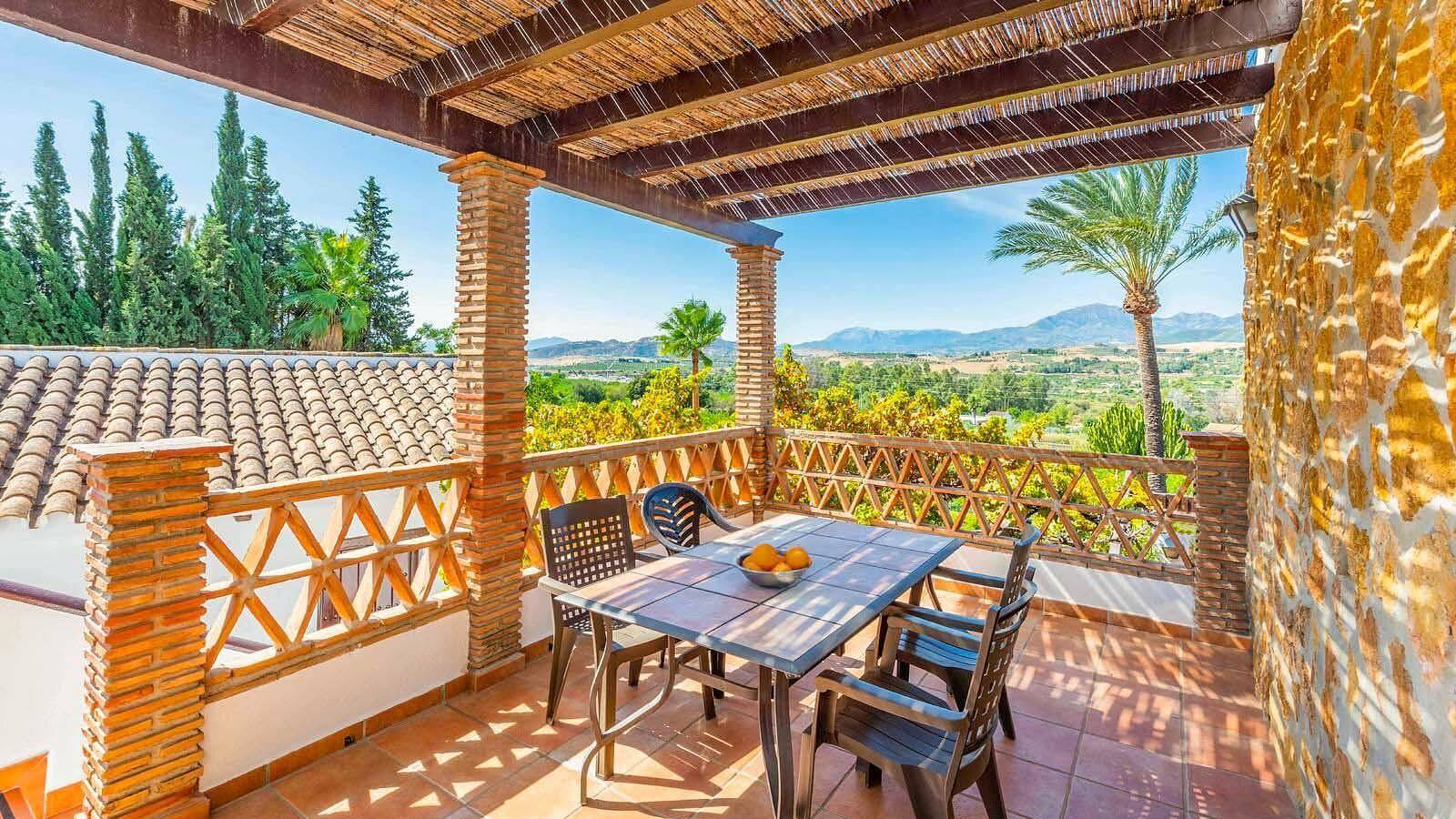 La Viña del Arenal Pizarra by Ruralidays in Pizarra, Málaga Provinz