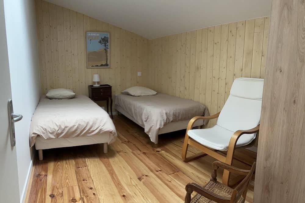 Charming barn sleeps 8, between Bassin d'Arcachon, lake and ocean. in Mios, Arcachon region