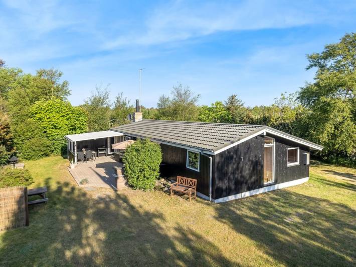 Ferieudlejning for 6 personer, med sauna og terrasse i Lyngså