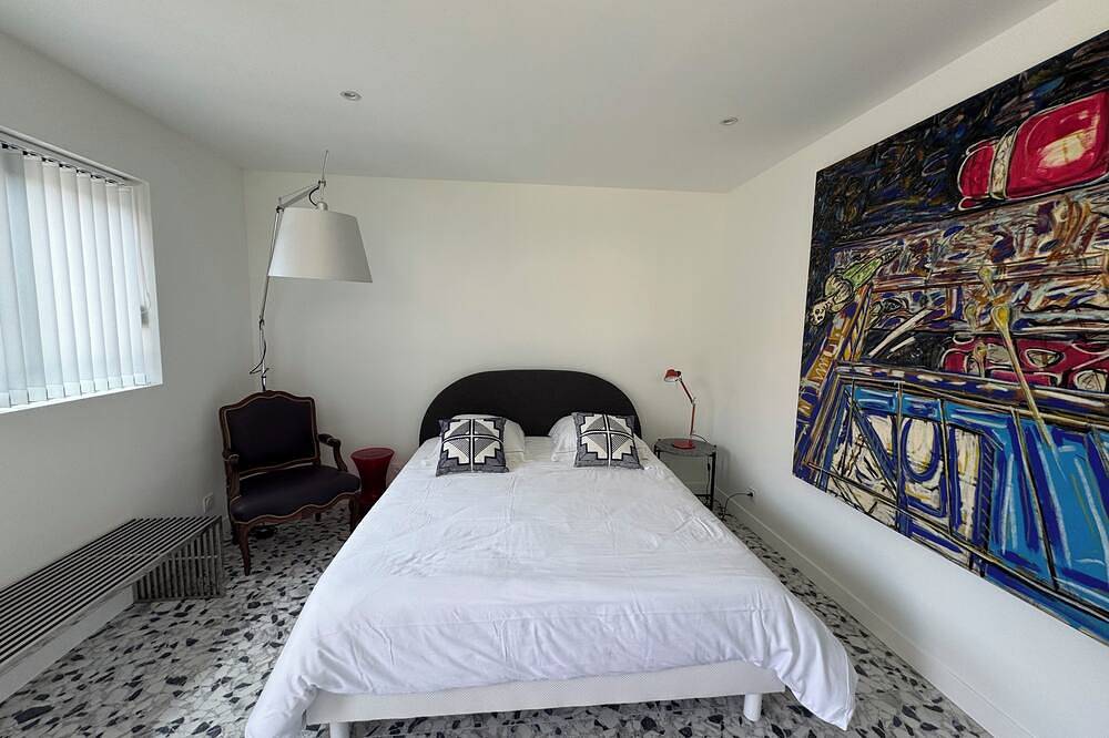 Cosy Room 2 in Le Bouscat, Bordeaux region