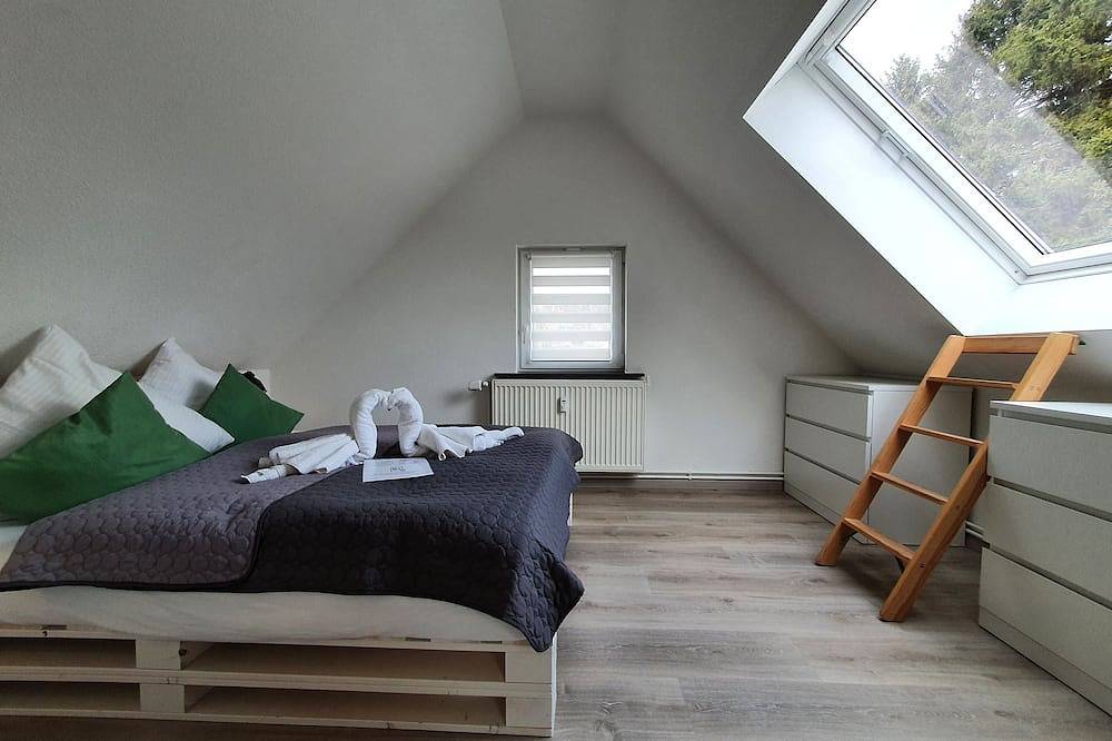 Ganze Wohnung, Enjoy our modern apartment with star comfort in Tanne, Harzvorland