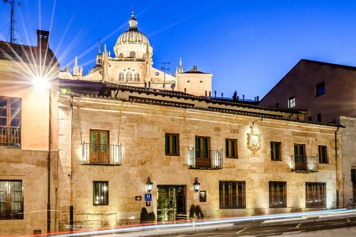 Apartamento para 10 personas, con Jacuzzi además de Terraza y Jardín en Centro de Salamanca