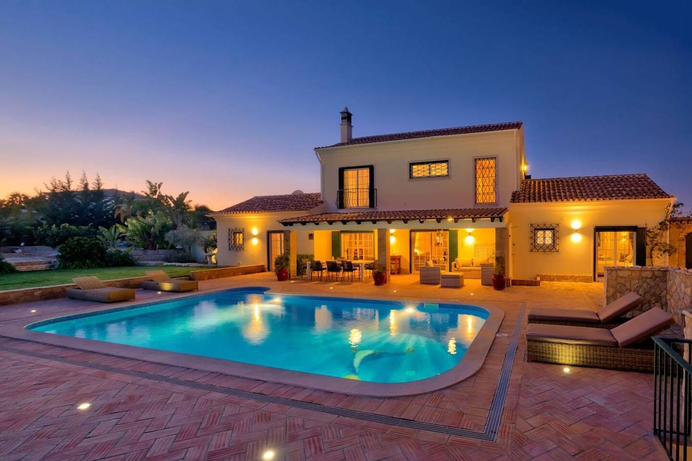 Villa 'Casa Canasta' with Mountain View, Pool and Air Conditioning in Faro District