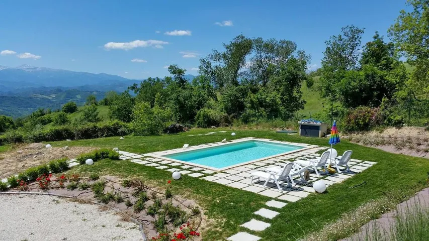 Casa de vacaciones para 6 personas, con vistas además de piscina y jardín, Se admiten mascotas - 1