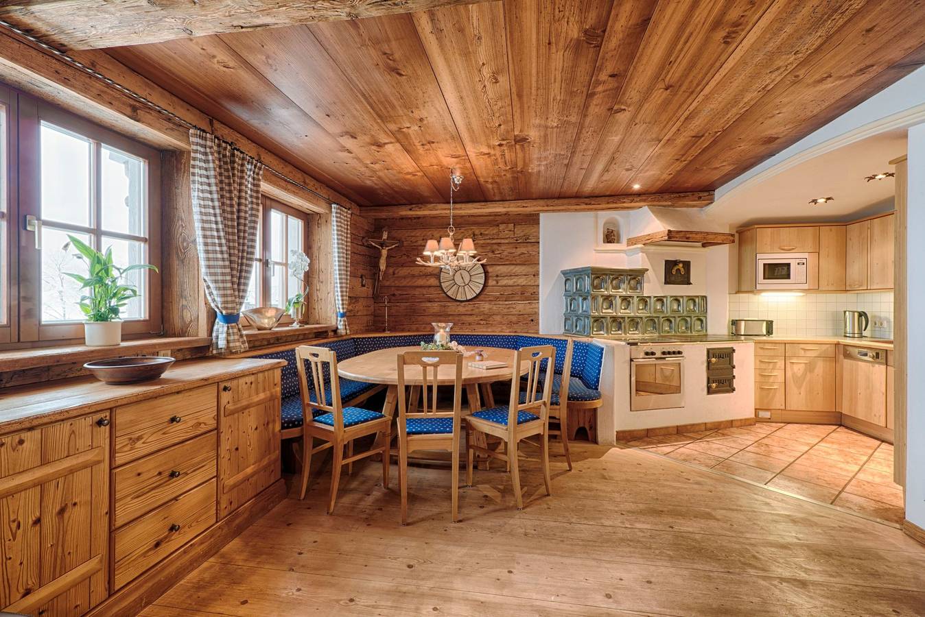 Ferienhaus 'Grabenhäusl' mit Bergblick, Privatem Garten und Wi-Fi in Großarl, Ski Amadé