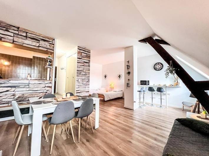 Gîte pour 6 personnes, avec Vue dans Office De Tourisme De Chalon Sur Saone