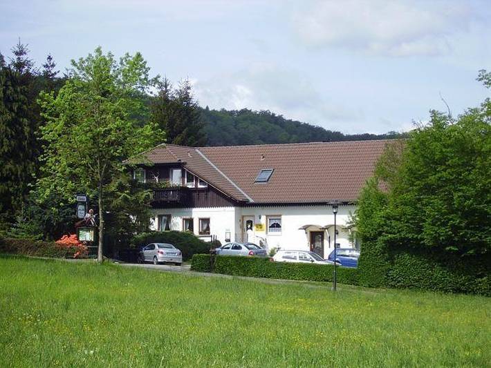 Ferienwohnung für 3 Personen, mit Garten und Terrasse in Thale - 2