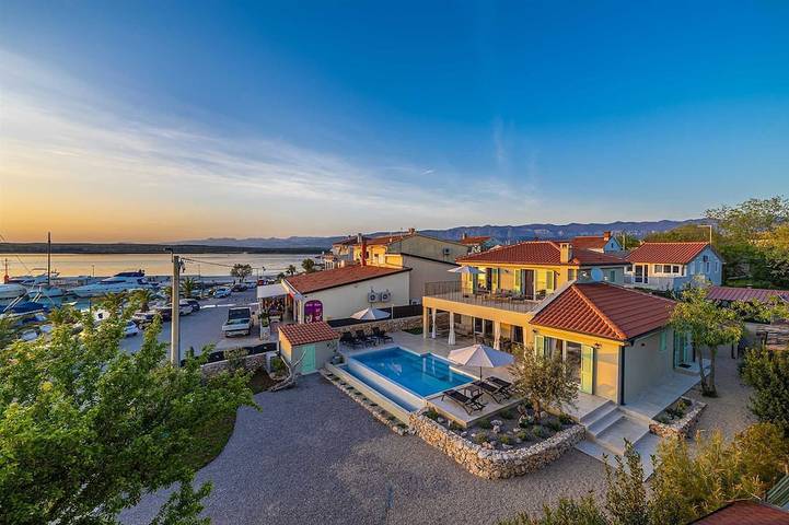Villa Beachfront with heated pool in Klimno, Krk