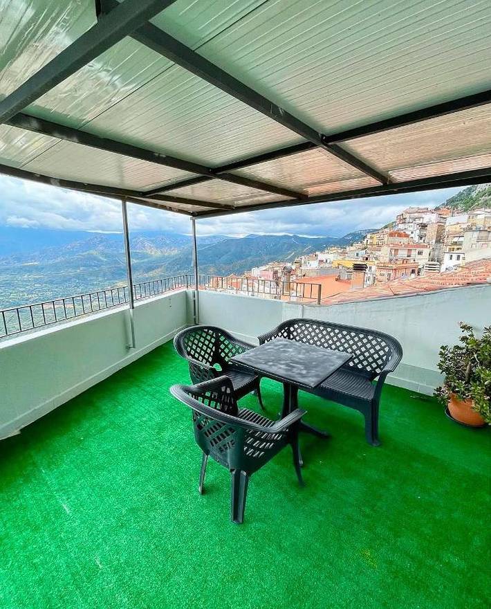 Location de vacances pour 2 personnes, avec terrasse et vue à Baunei - 3