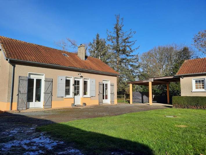Location de vacances pour 3 personnes, avec terrasse, animaux acceptés dans Saint-Martin-de-Blagny