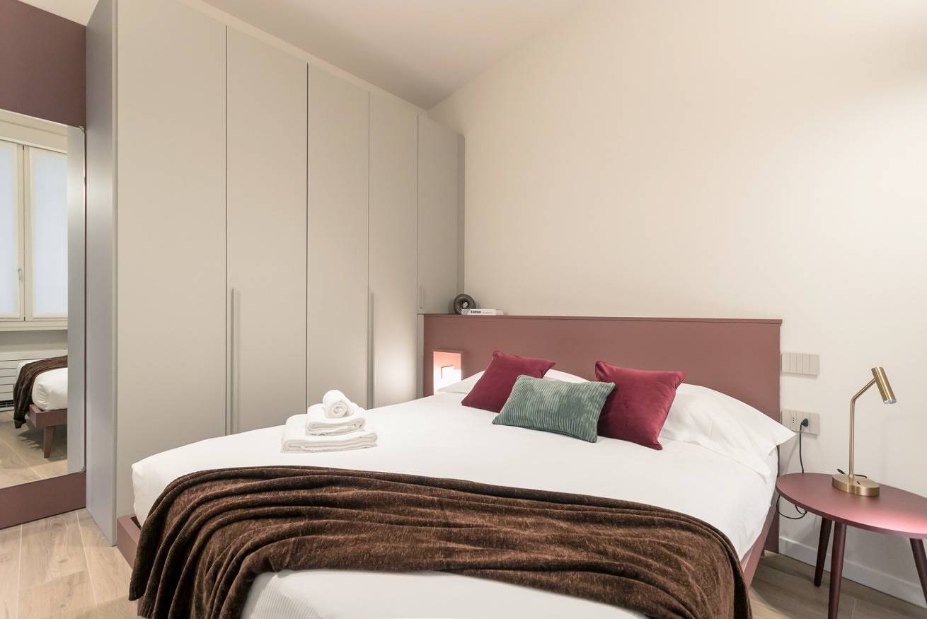 Appartamento intero, Guesthost - Vivaldi Autunno Apartment in Treviglio, Provincia di Bergamo