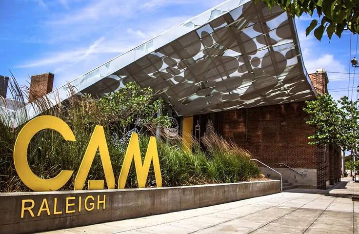 Vacation rental for 4 people, with terrace and yard in Raleigh