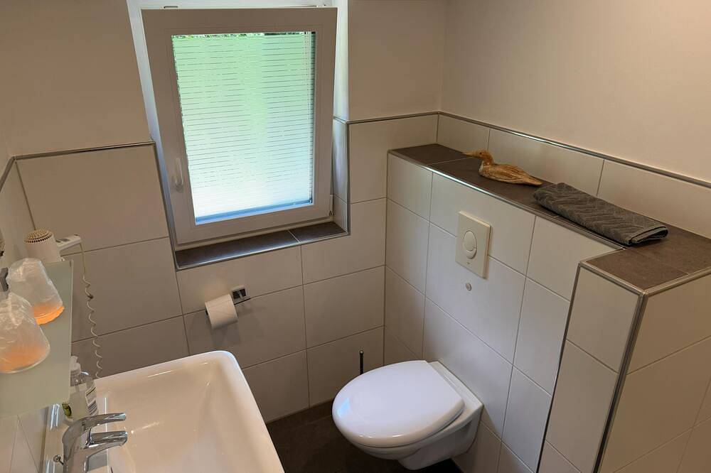 Ganze Wohnung, Entspannte Auszeit im idyllischen Elsbach 4a – Ihr Ferienapartment erwartet Sie! in Badesee Haddorf, Wettringen