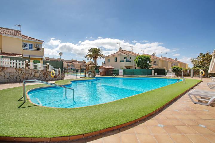 Apartamento de férias para 4 pessoas, com jardim e piscina infantil - 1