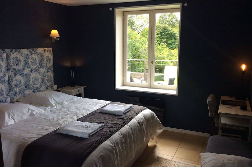 Le Mas des Aumèdes, gîte pour 2 avec piscine, jacuzzi, sauna, Périgord Dordogne in Abjat-sur-Bandiat, Parc naturel régional Périgord-Limousin